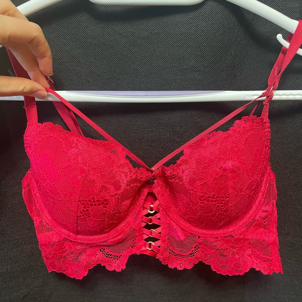 La Senza Lace Women's Bra in Red